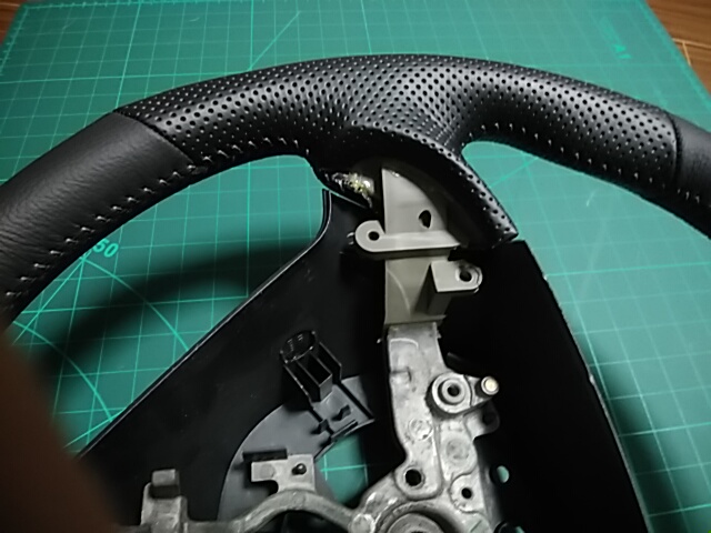 ハンドル革巻､巻替等　インパクトあるかな！？編　施工例 No.６(ページ新設、各施工例ページから適宜ピックアップ､転載取り纏め中！)